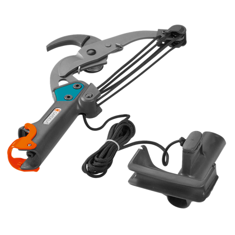 Combisystem scissors to caste branches with Nakov