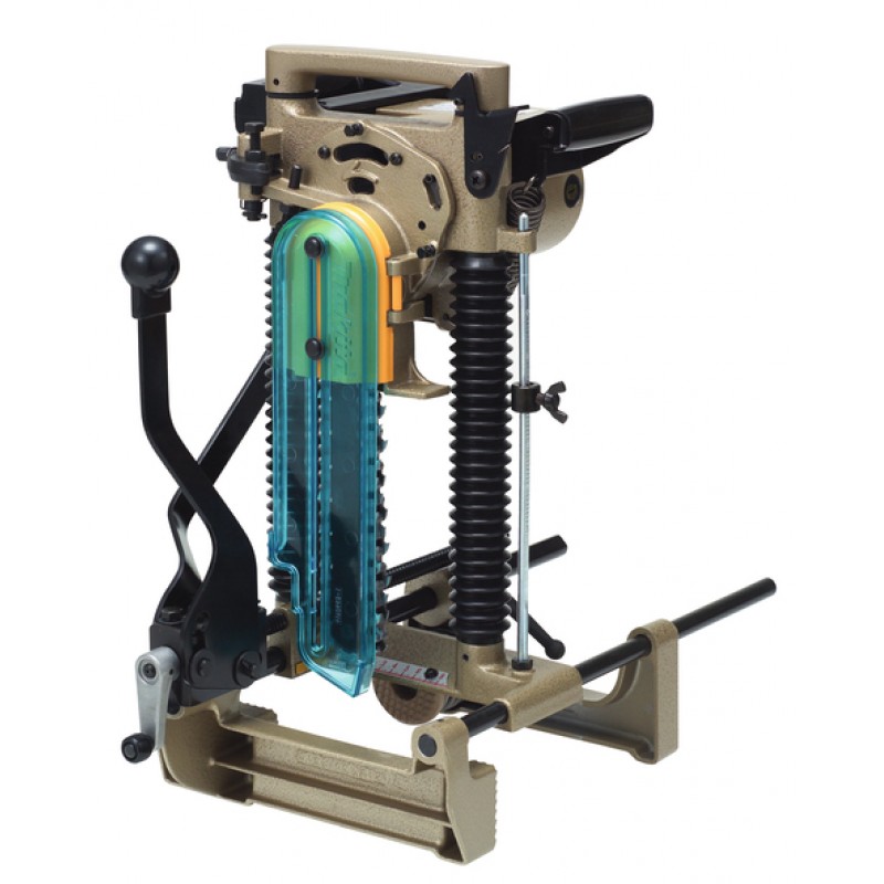 Makita Digger Chainsaw 1140W 7104L
