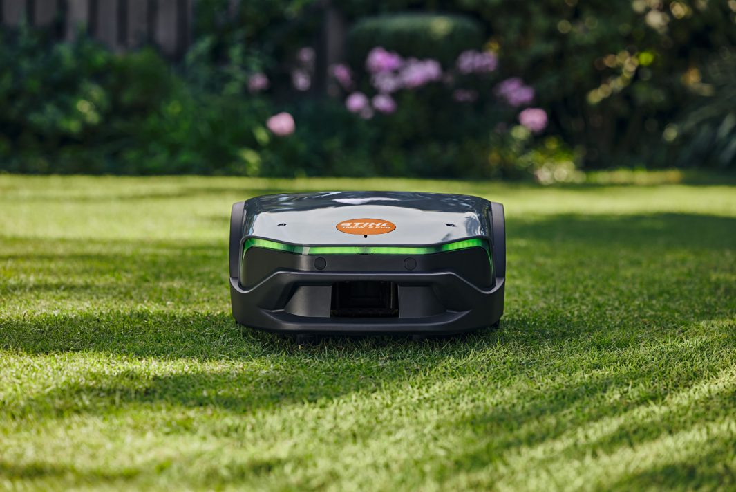 Косачка робот Stihl iMOW 6 EVO, 3000 м², с кабел
