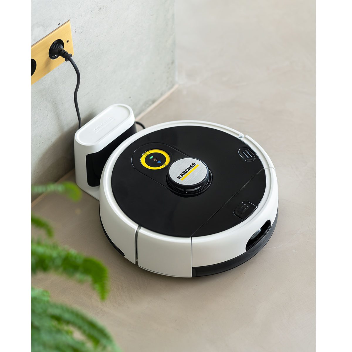Прахосмукачка робот Karcher RCF 3, 5,2 Ah, за миене на под, със зарядно 