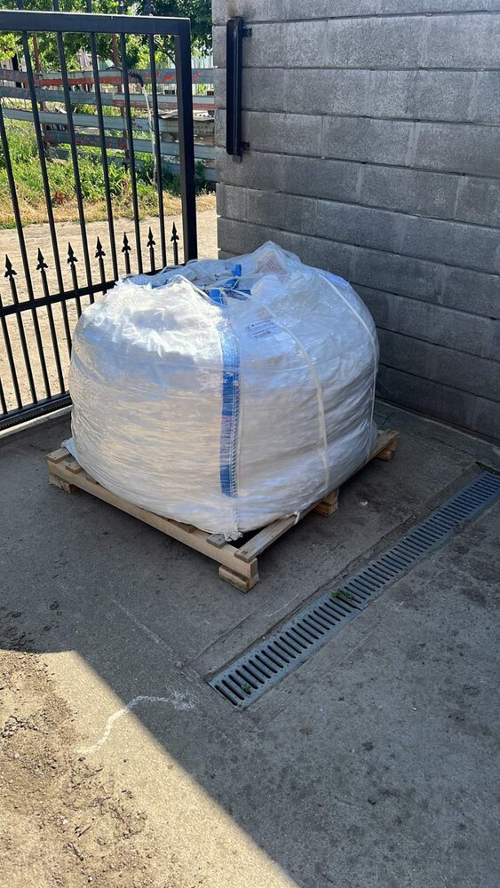 White Decorative Marble Stones 1 Ton for Garden and Yard