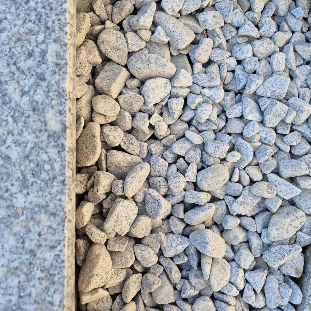 Grey Decorative Granite Stones 20 kg for Garden and Yard