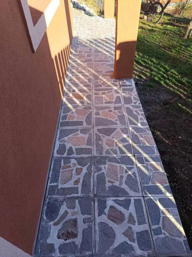 White Standard Outdoor Paving Tile with Natural Gneiss - Price per Piece