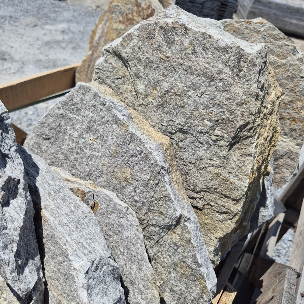 Natural Gneiss Garden Stepping Stone 35–45 cm - Price per Piece