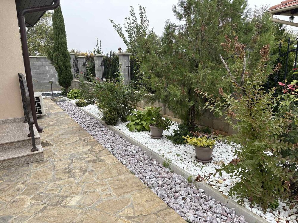 Red Decorative Marble Stones 1 Ton for Garden and Yard