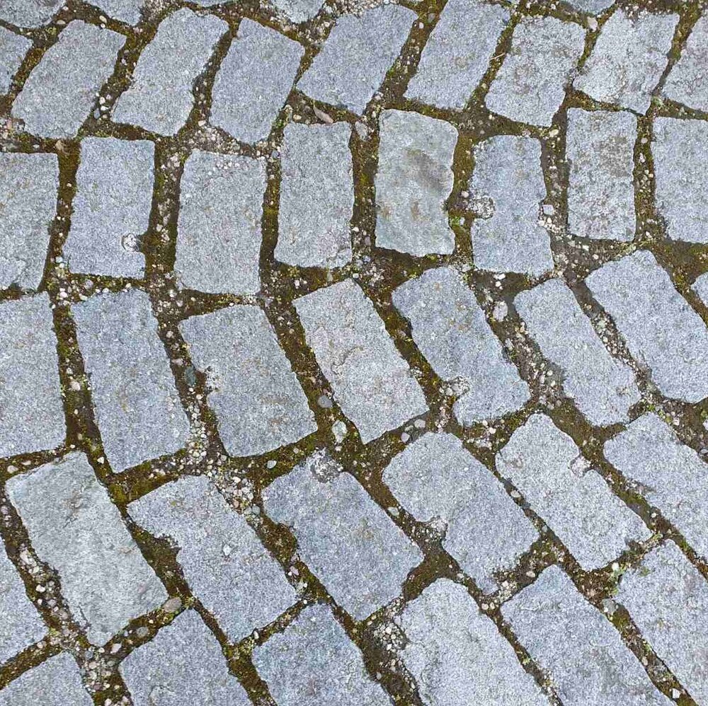 Granite Kerbs / Setts 20 x 10 x 5 cm - 1 Ton