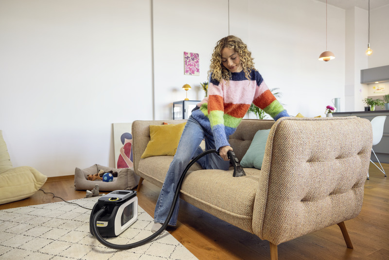 Спрей екстрактор Karcher SE 3 Compact Home за килими и тапицерия, 500 W