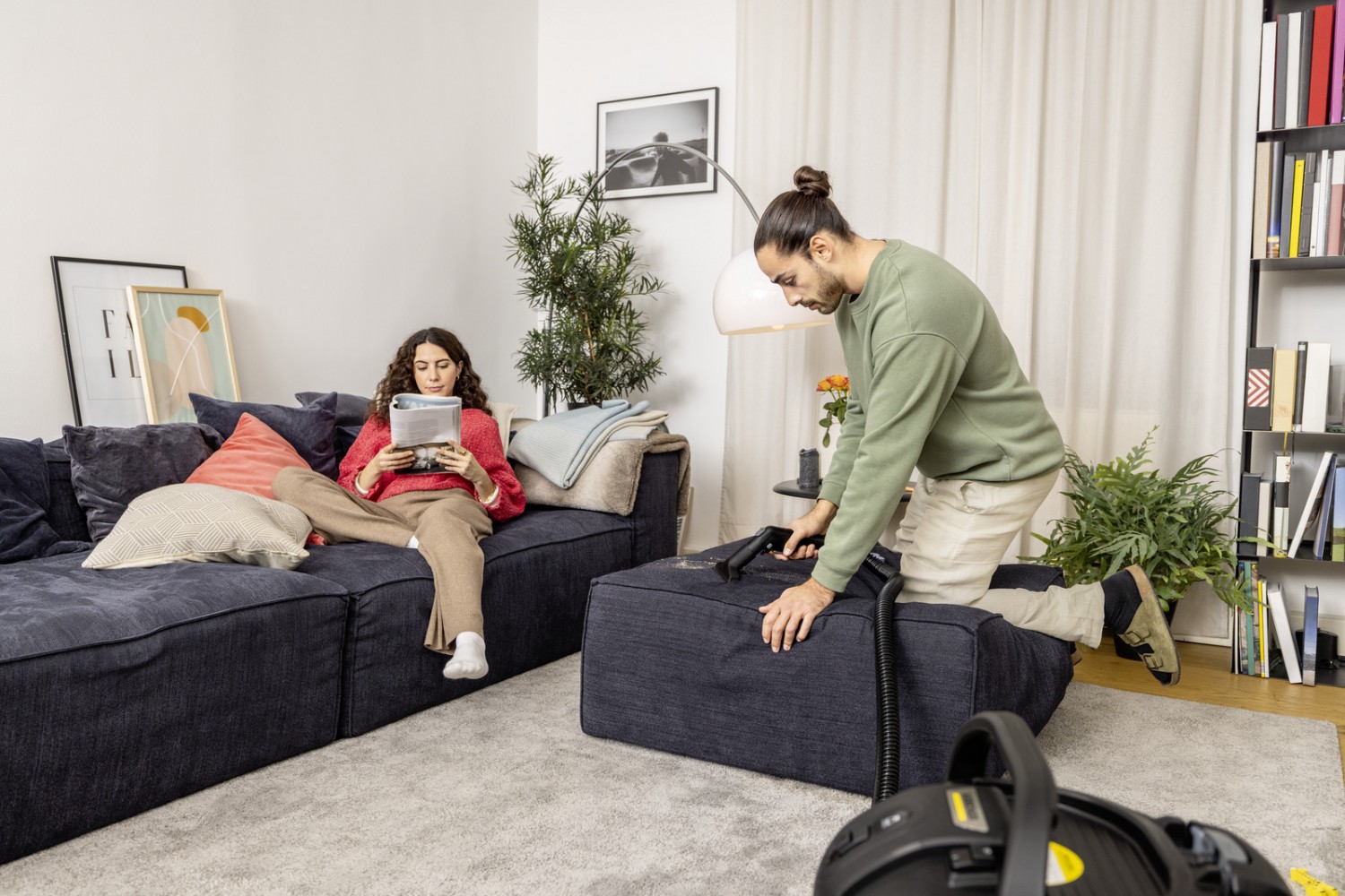 Спрей екстрактор Karcher SE 4 за килими и тапицерия, 1000 W, 4 + 4 л