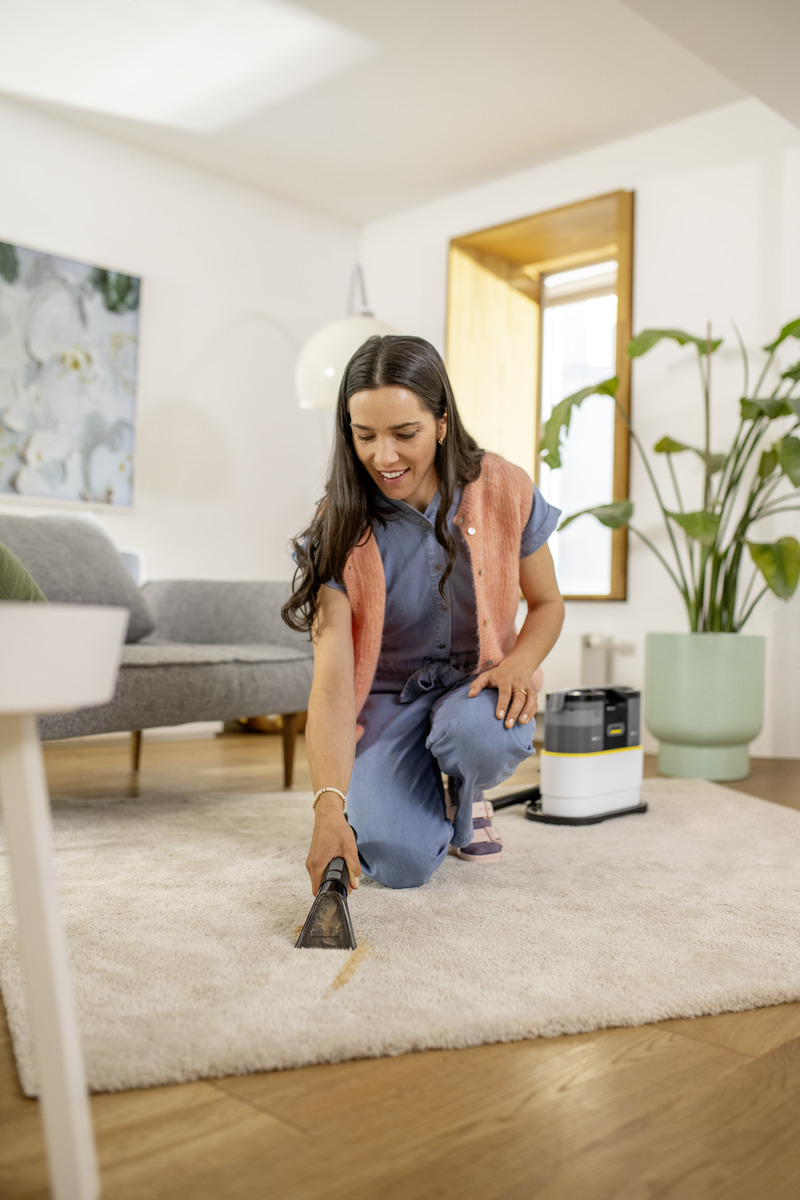 Спрей екстрактор Karcher SE 2 Spot за тапицерия и текстил, 450 W