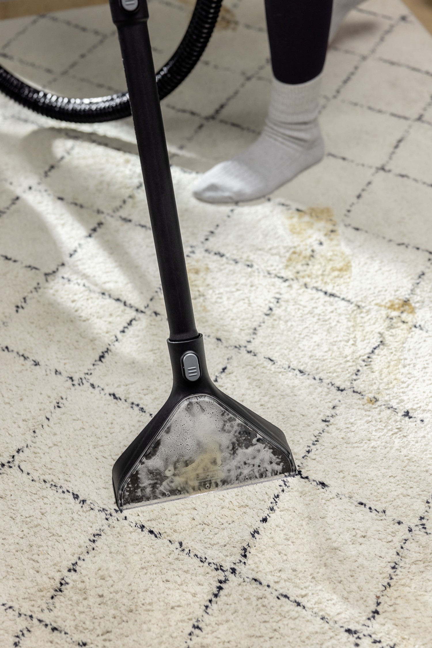 Спрей екстрактор Karcher SE 5 за килими и тапицерия, 1000 W, 4 + 4 л