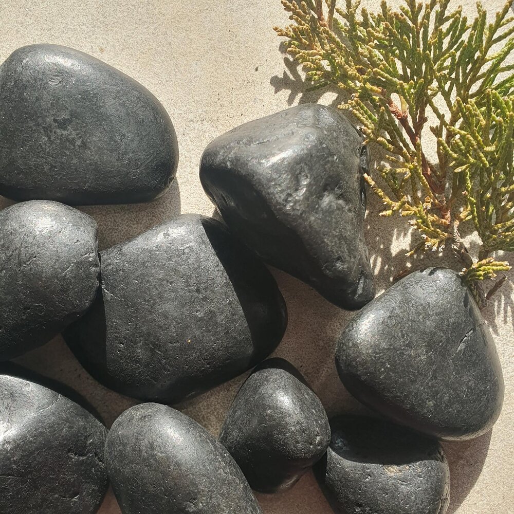 Black Polished Decorative Stones 4–8 cm, 20 kg