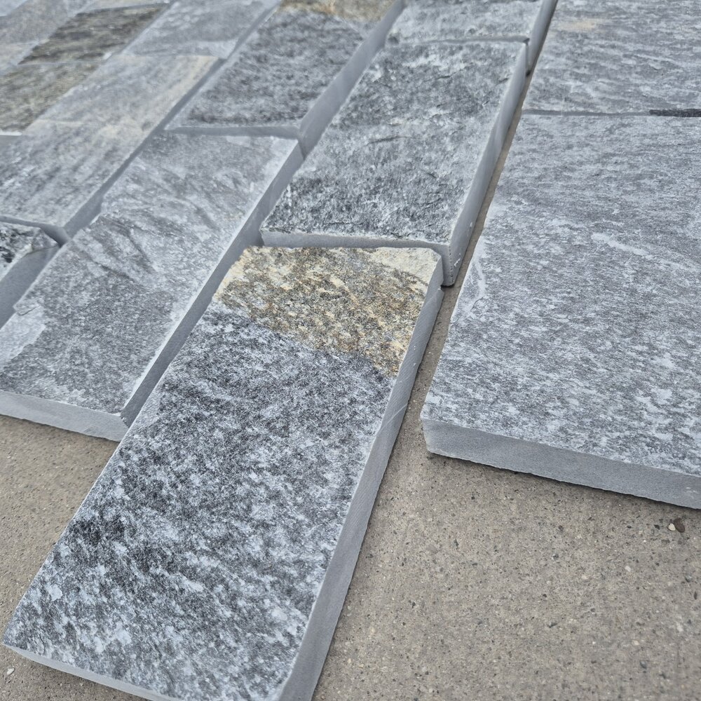 Павета от гнайс Графит 20×10×2–3 см, машинно рязани