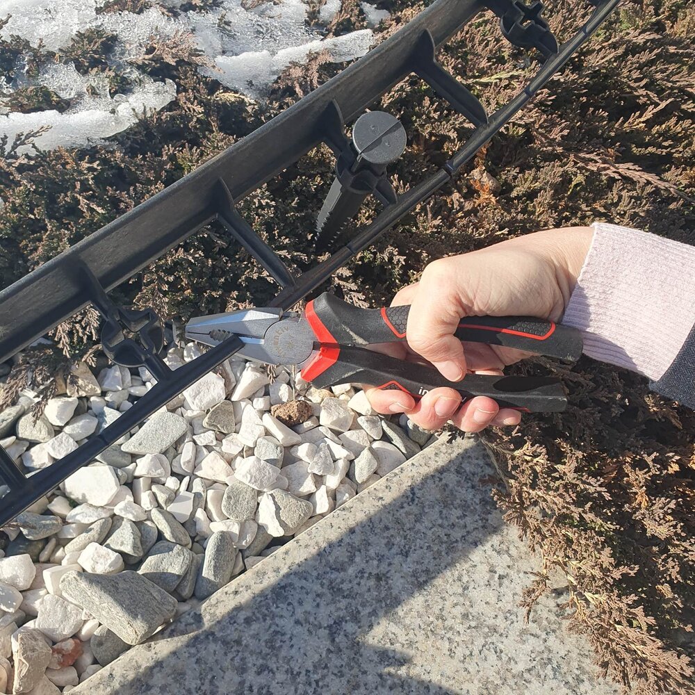 Градински бордюр / ограничител за трева 100×4.5×8 см + 2 пирона