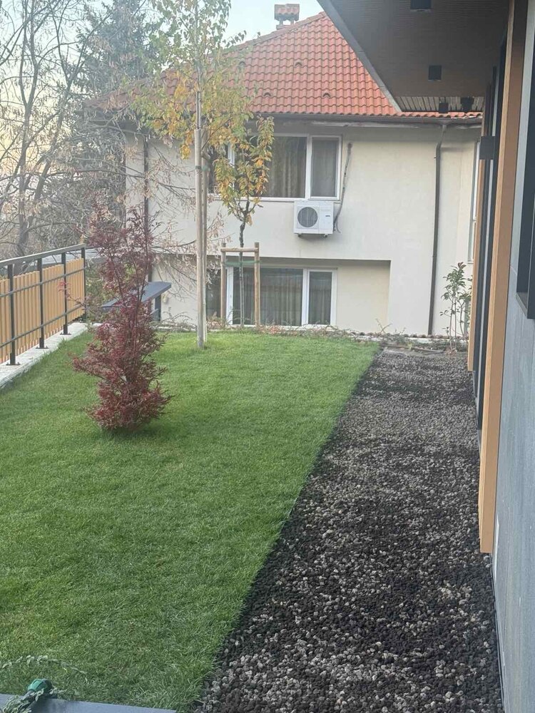 Garden Lawn Edging 100×4.5×8 cm + 2 Ground Spikes