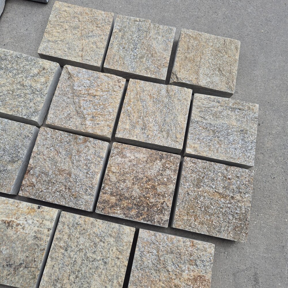 Homa Gneiss Pavers 10×10×2–3 cm, Machine-Cut