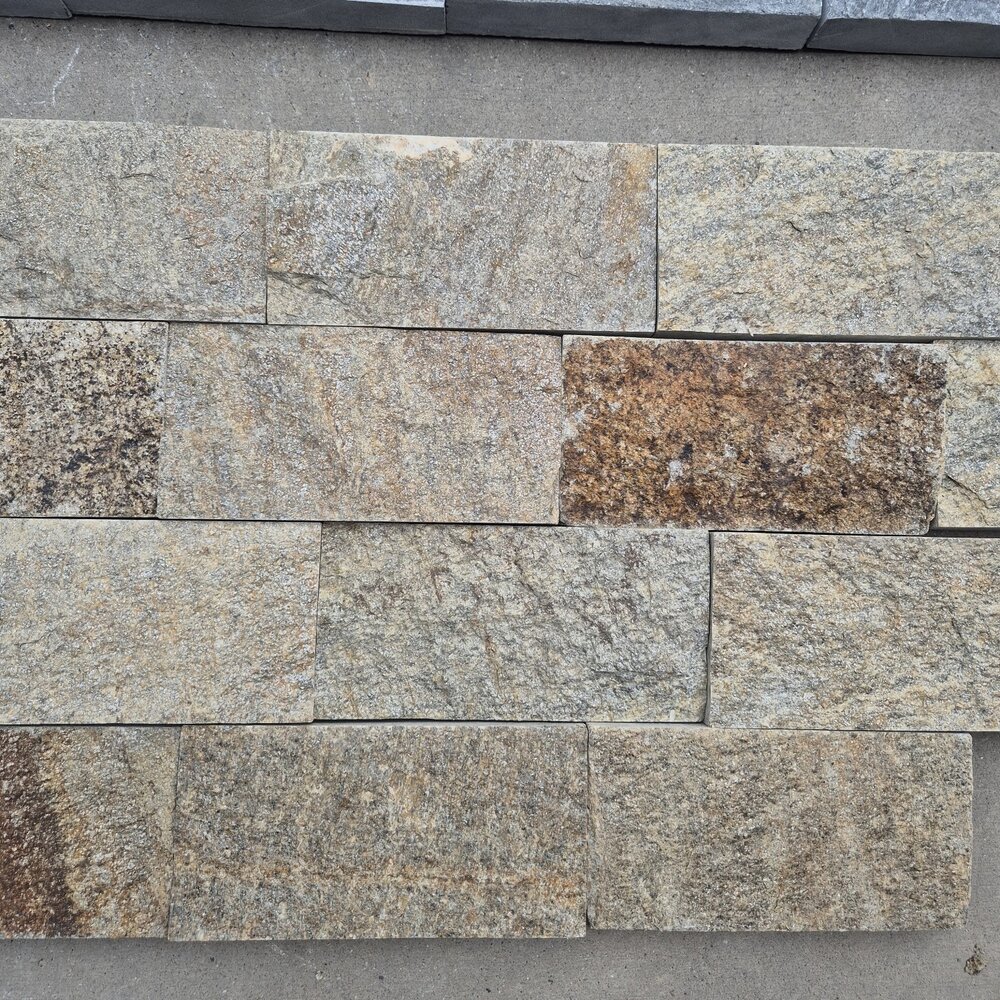 Homa Gneiss Pavers 20×10×2–3 cm, Machine-Cut