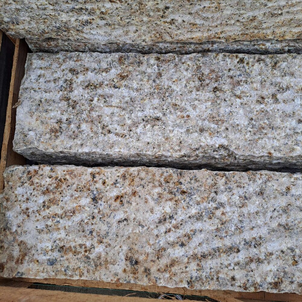 Helios Yellow Granite Kerb 12×15×100 cm, Hand-Finished