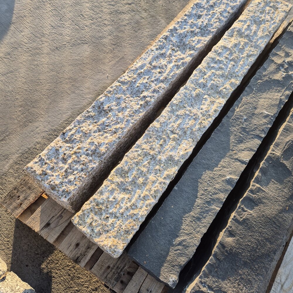 Helios Yellow Granite Kerb 12×15×100 cm, Hand-Finished