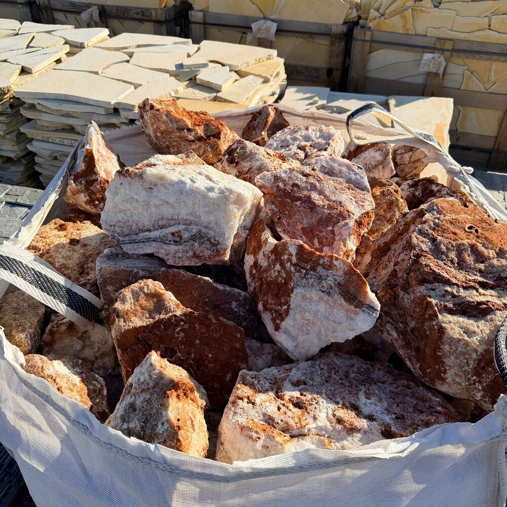 Onyx Crystal Decorative Rock 10–30 cm for Rock Gardens – per kg