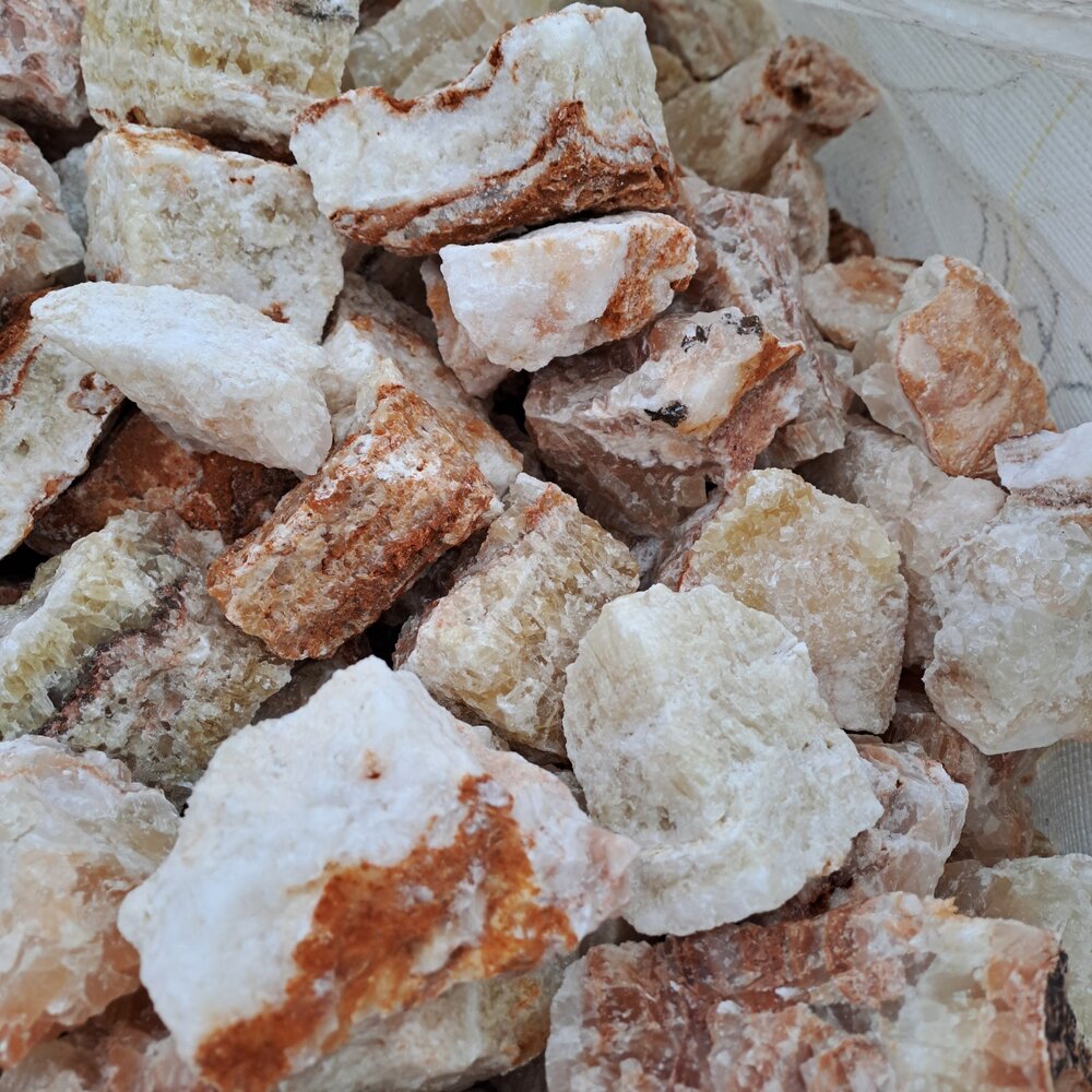 Onyx Crystal Decorative Stone 5–10 cm – Price per kg