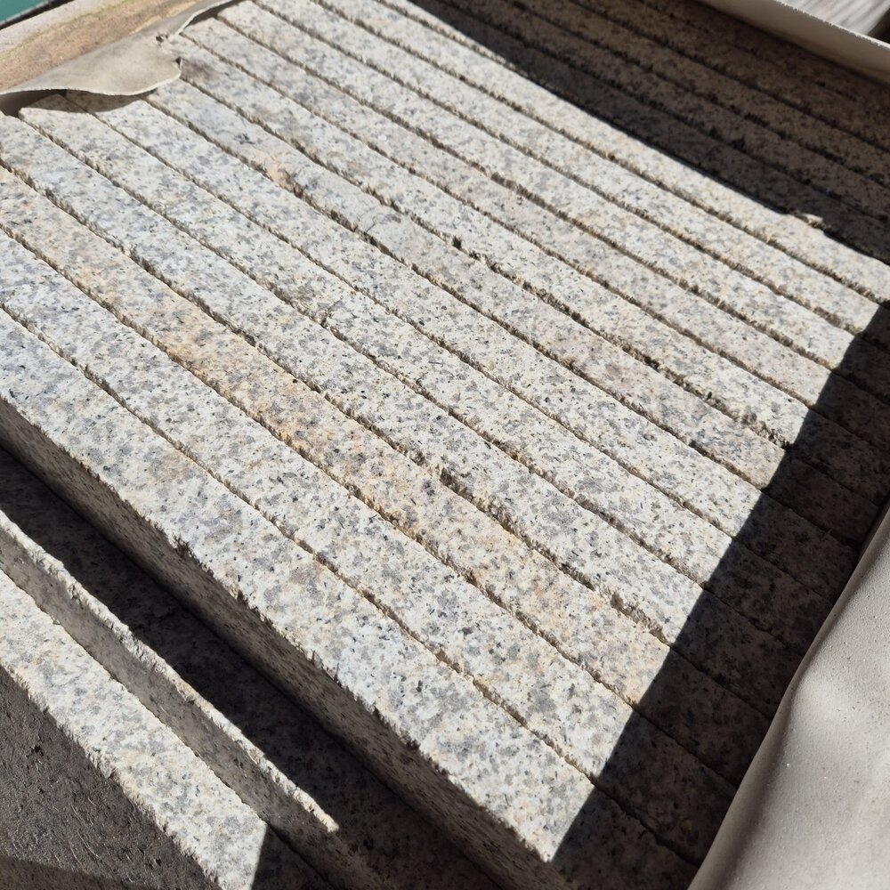 Helios Granite Garden Step 60×40×2.5 cm, Flamed Finish