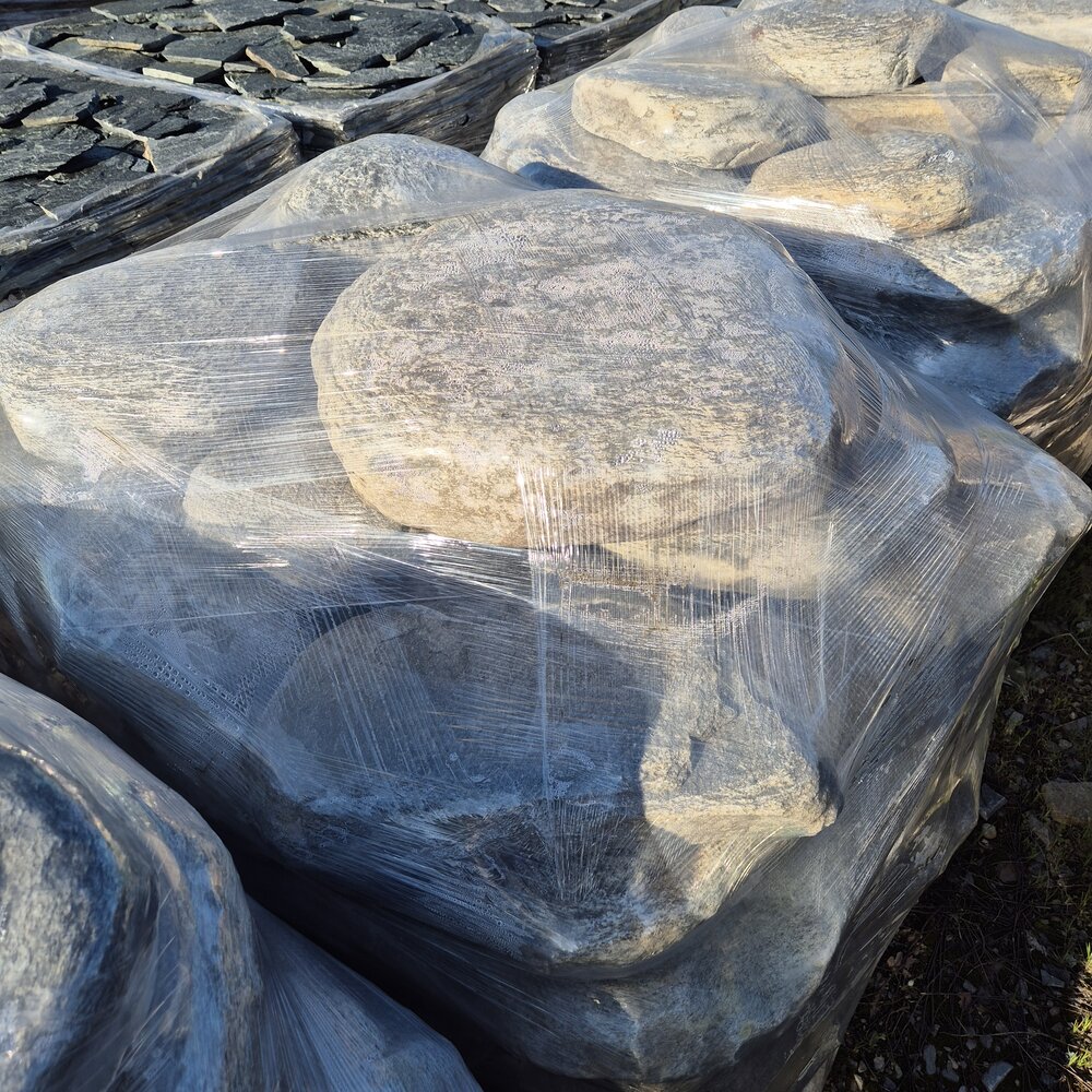 Grey Rounded Stone Stepping Slabs for Garden Paths and Cobblestone – Price per Ton