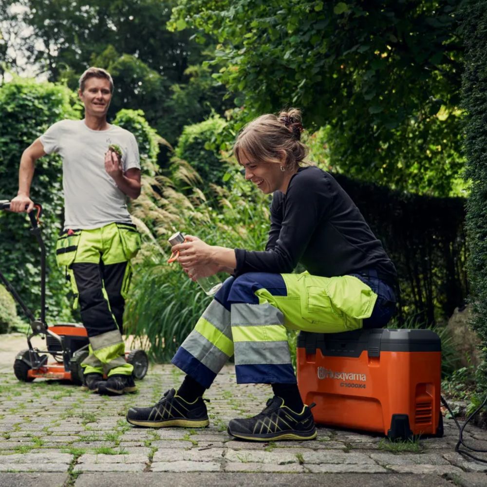 Зарядно устройство Husqvarna 40-C1000X4, 1000 W, 14.5 A, 4 гнезда