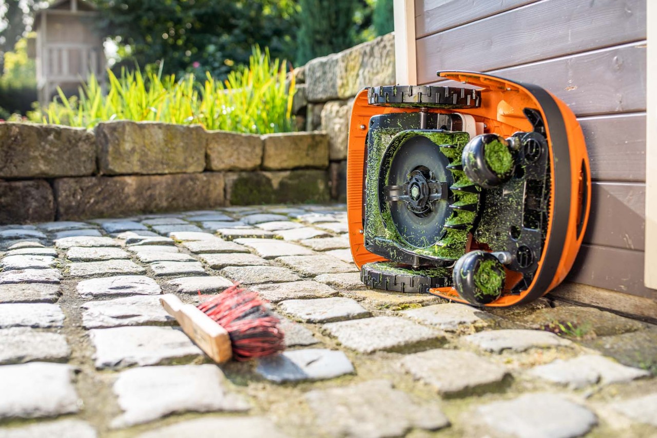 STIHL RMI – по-старо поколение роботизирана косачка