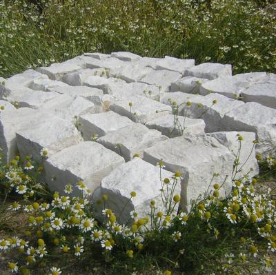 White Vratsa Limestone Setts 10 x 10 x 10 cm - 1 Ton