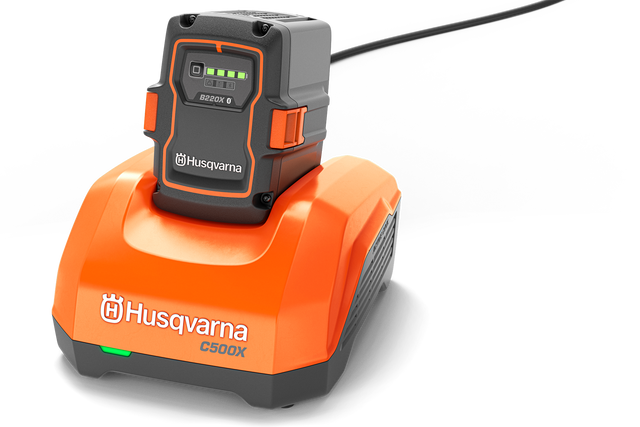 Зарядно устройство HUSQVARNA® 40-C500X – бързо зарядно за акумулаторни батерии