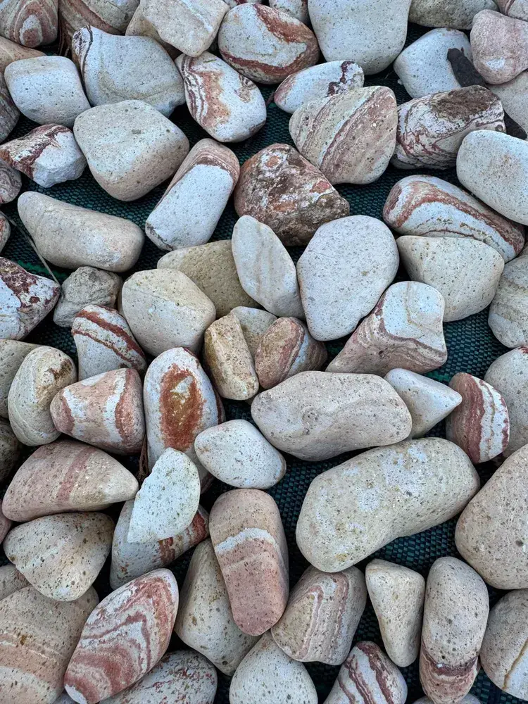 Rainbow Decorative Sandstone Pebbles 1 Ton for Garden and Yard
