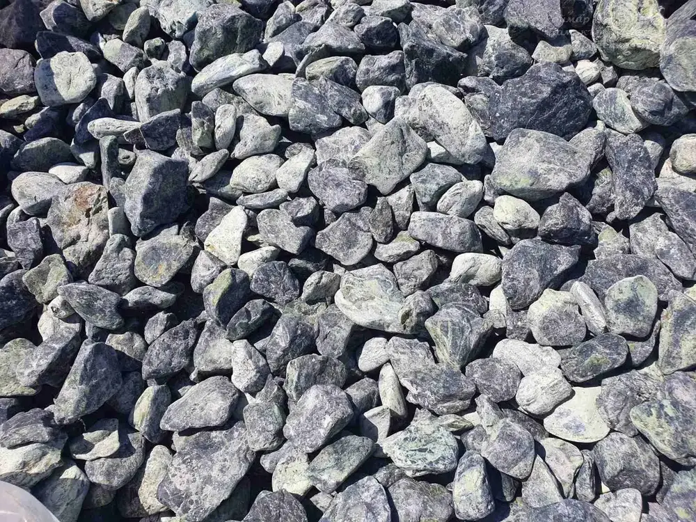 Green Decorative Marble Stones 1 Ton for Garden and Yard